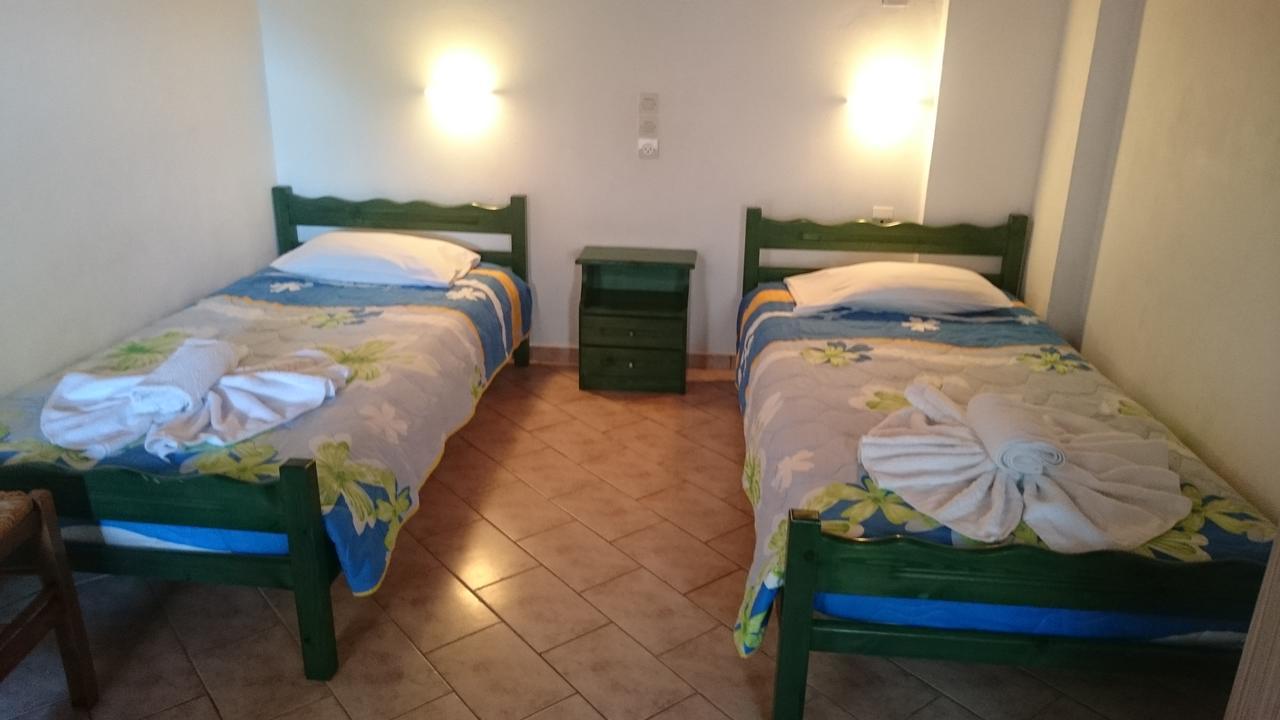 Dakis Studios Keri Екстер'єр фото